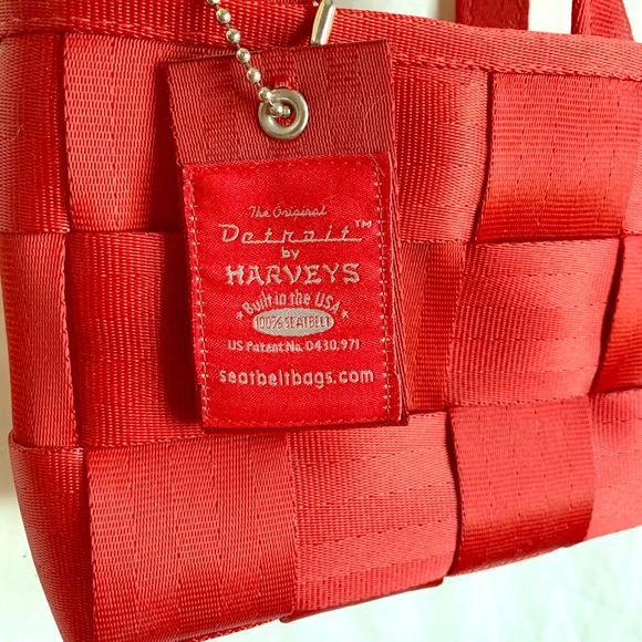 Harveys Handbags - Harvey’s seatbelt bag.